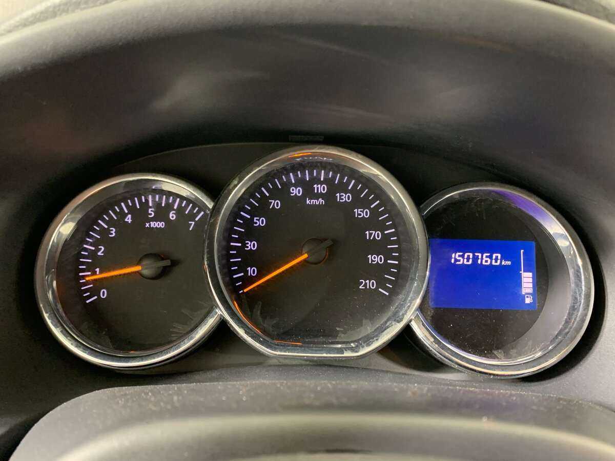 Renault Sandero б/у, 2017, Механическая. Фото: #11