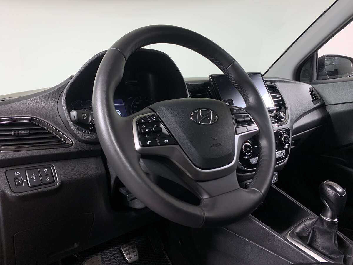 Hyundai Solaris б/у, 2022, Механическая. Фото: #8