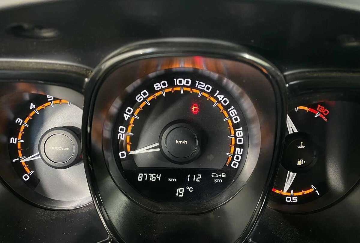 Lada (ВАЗ) Vesta б/у, 2019, Механическая. Фото: #9