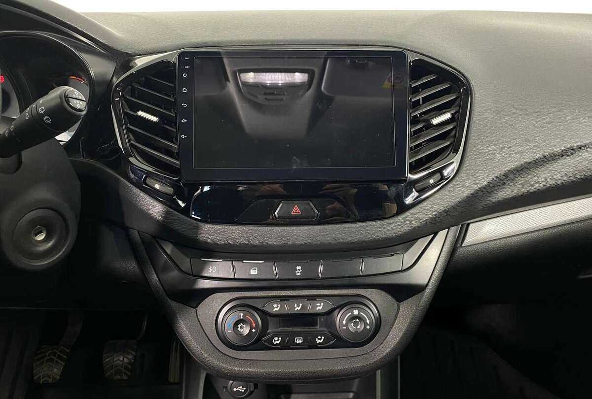 Lada (ВАЗ) Vesta б/у, 2019, Механическая. Фото: #11