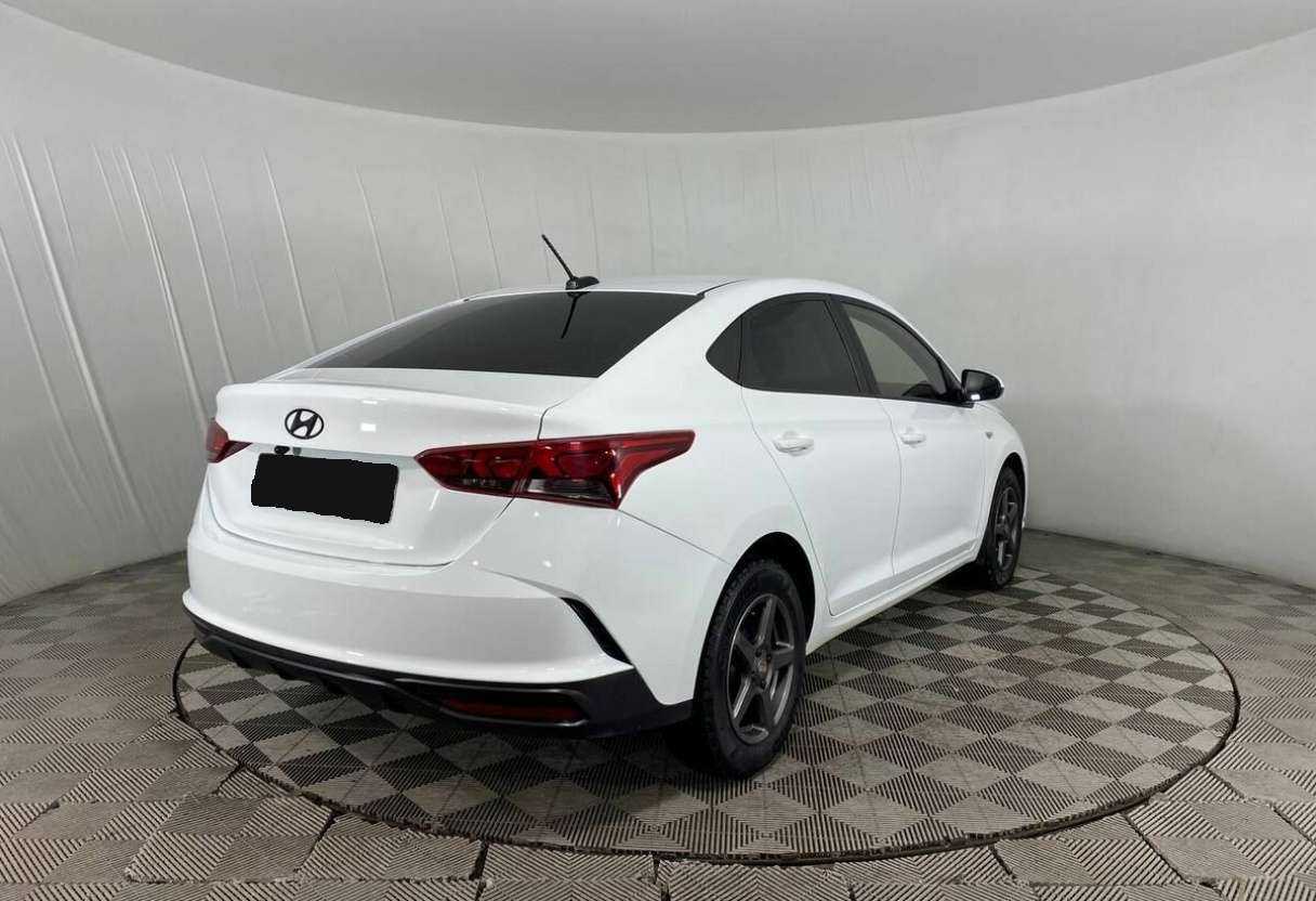 Hyundai Solaris б/у, 2021, Автоматическая. Фото: #4