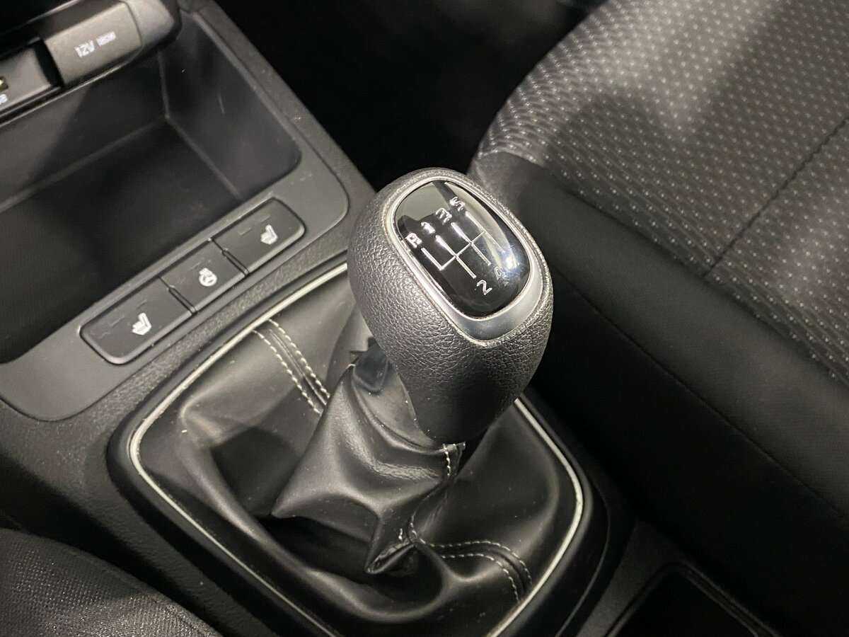 Киа Рио б/у, 2021, Механическая. Фото: #11