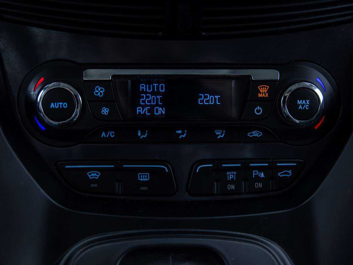 Ford Kuga б/у, 2015, Автоматическая. Фото: #19