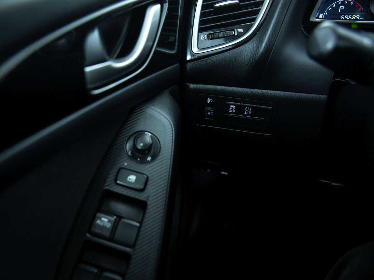 Mazda 3 б/у, 2014, Автоматическая. Фото: #16