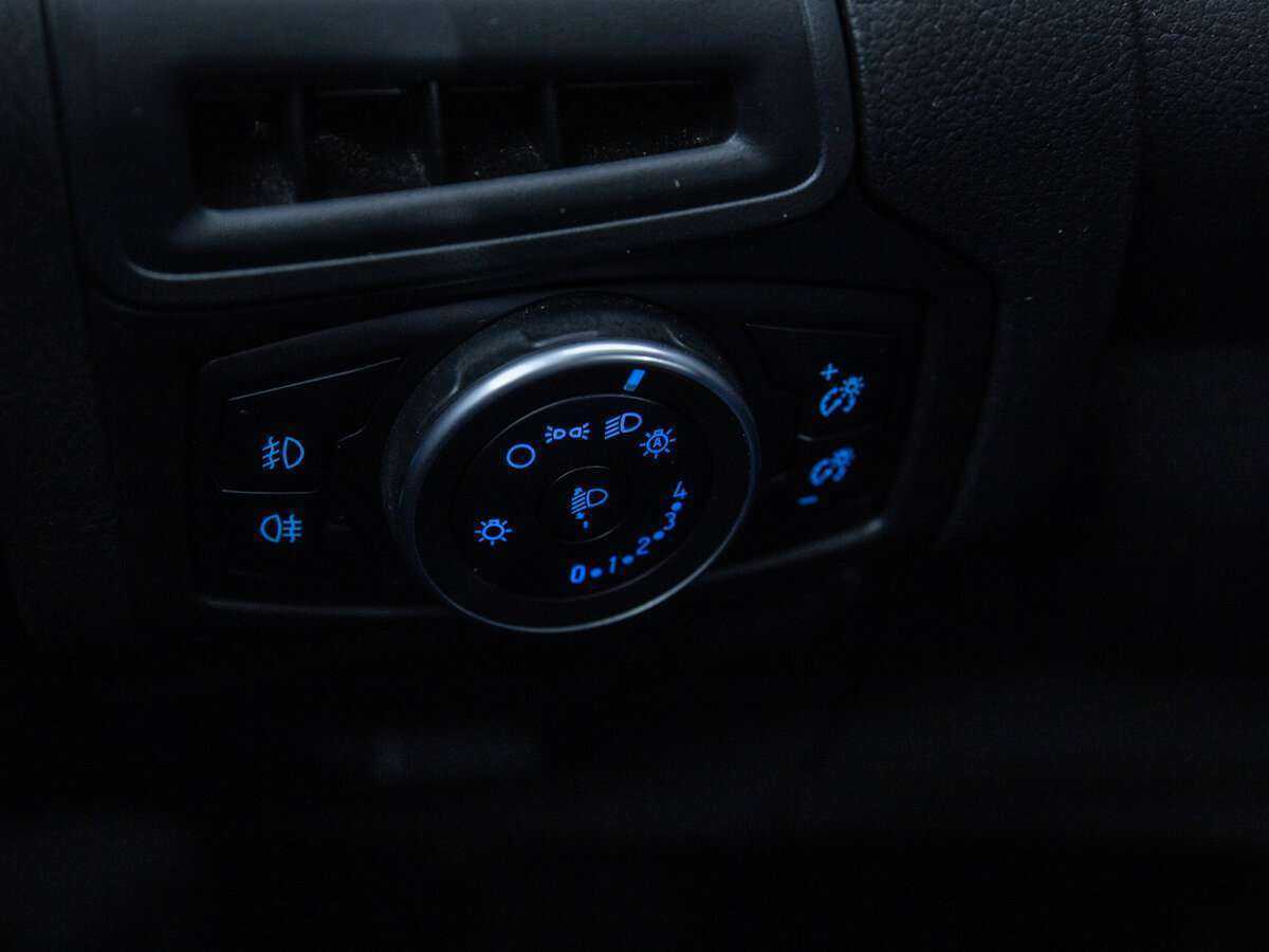 Ford Focus б/у, 2015, Роботизированная. Фото: #18