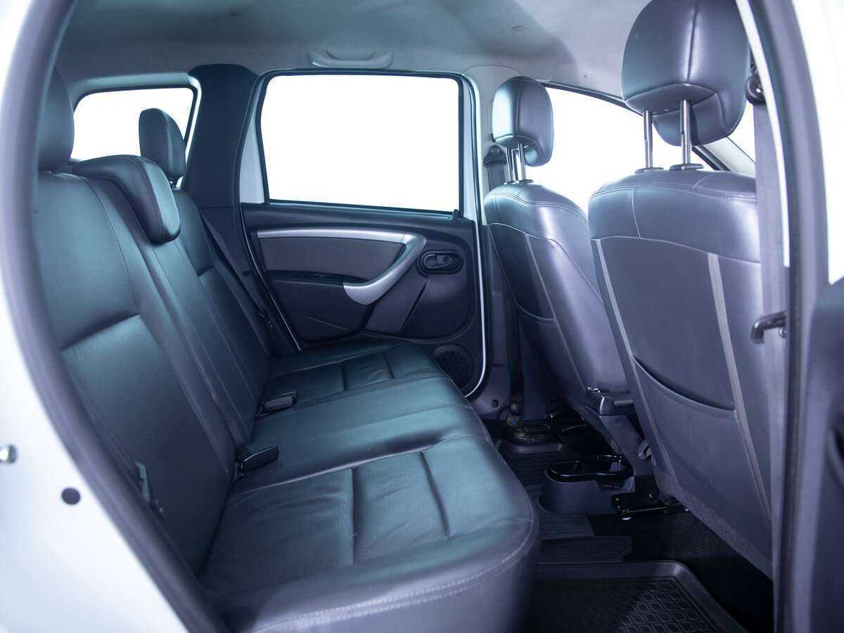 Renault Duster б/у, 2013, Автоматическая. Фото: #8