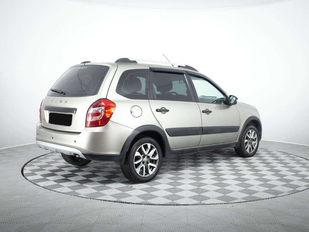 Lada (ВАЗ) Granta б/у, 2021, Механическая. Фото: #3