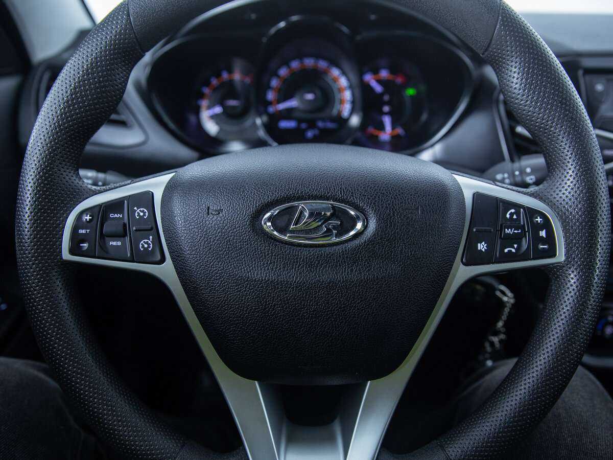 Lada (ВАЗ) Vesta б/у, 2018, Механическая. Фото: #8