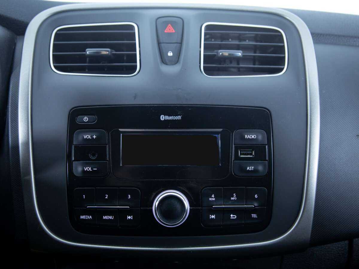 Renault Logan б/у, 2019, Механическая. Фото: #15