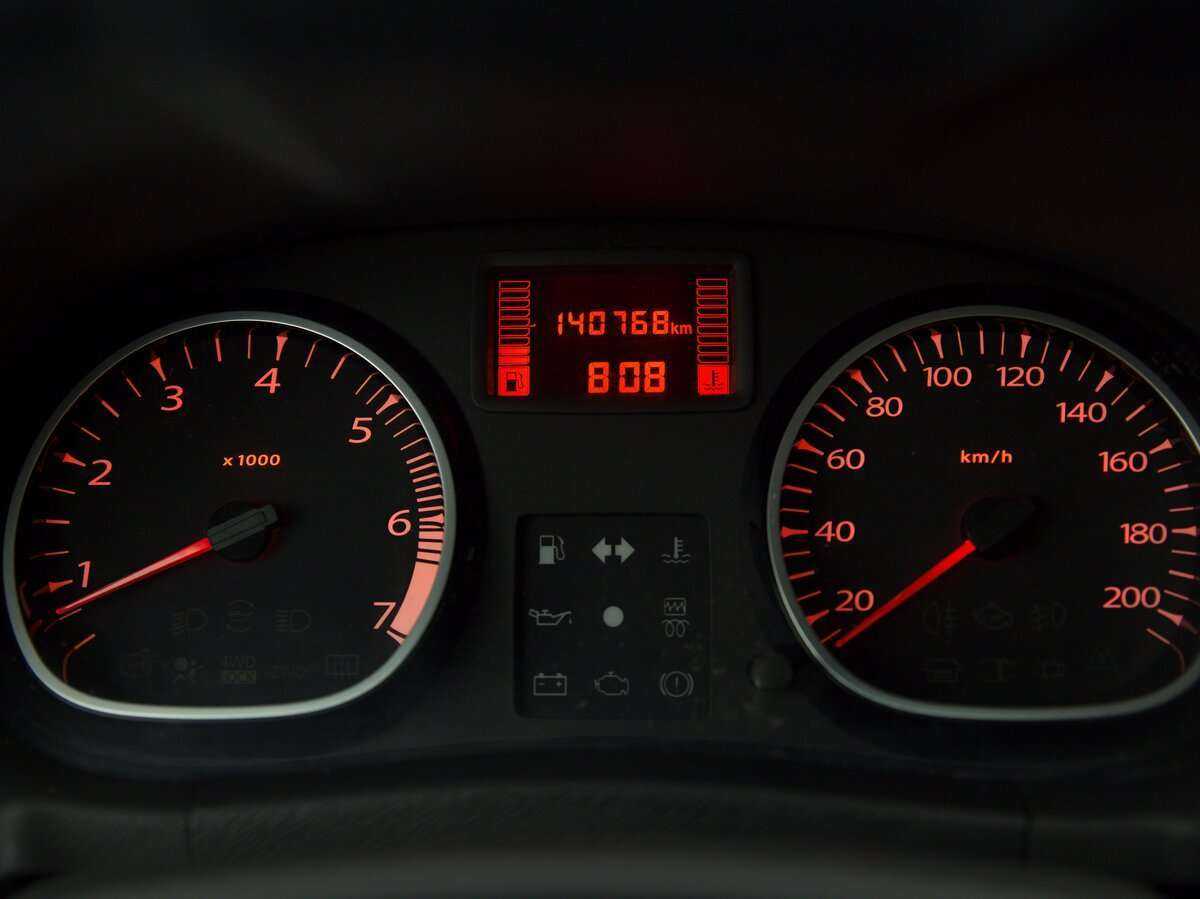 Renault Duster б/у, 2012, Механическая. Фото: #8