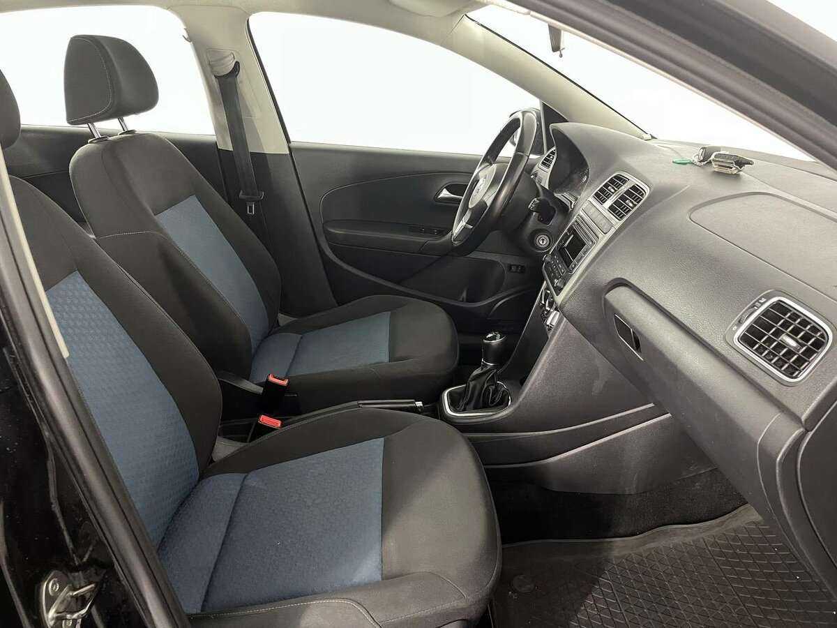 Volkswagen Polo б/у, 2013, Механическая. Фото: #15