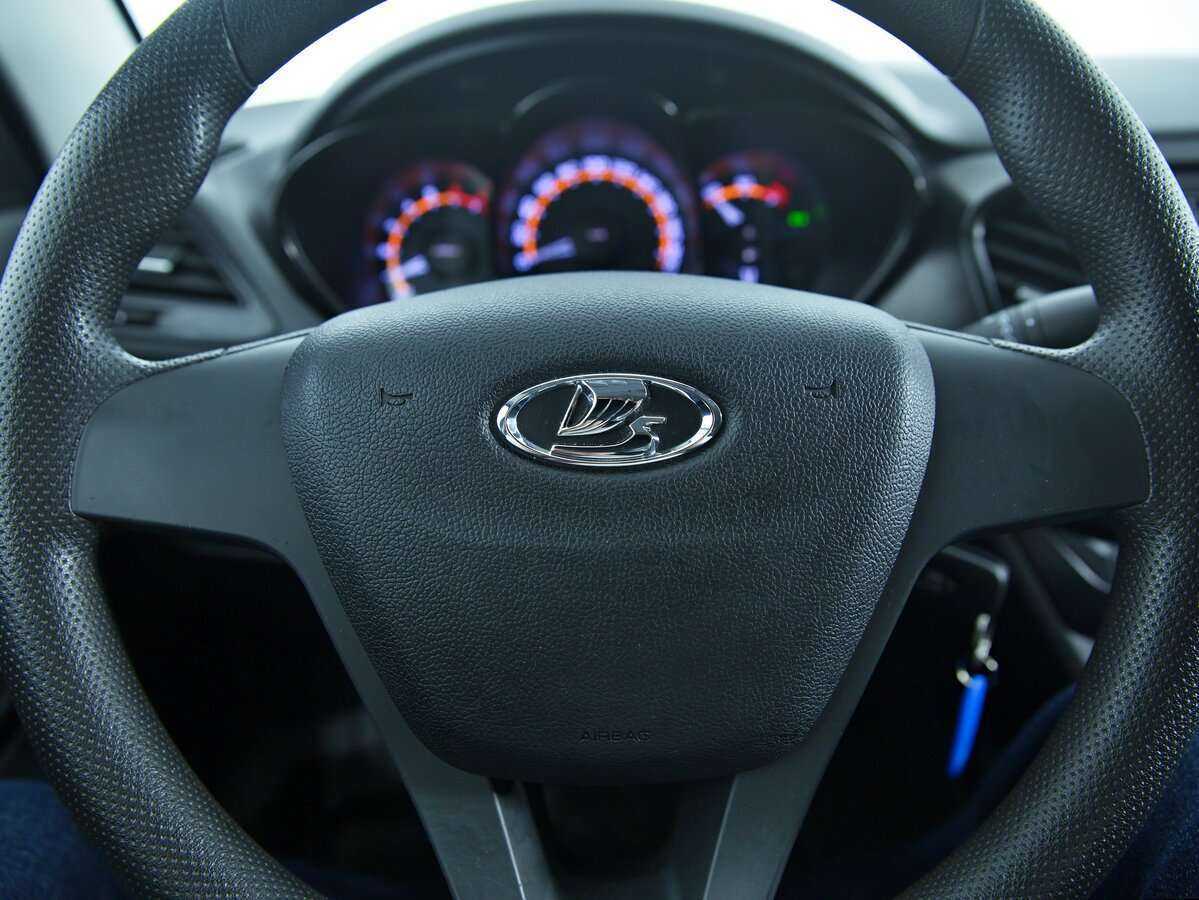 Lada (ВАЗ) Vesta б/у, 2019, Механическая. Фото: #9