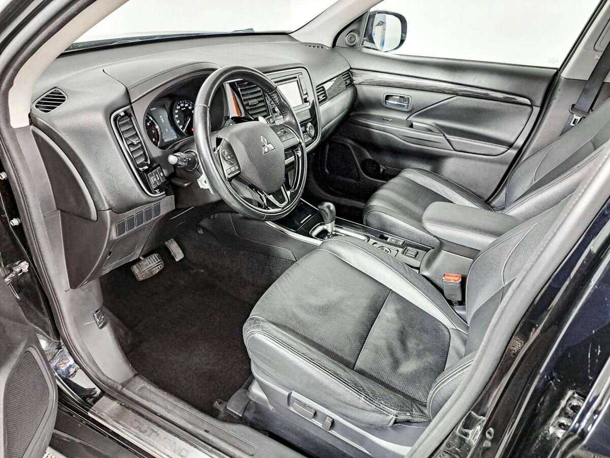 Митсубиши Оутлэндер б/у, 2017, Вариатор. Фото: #13