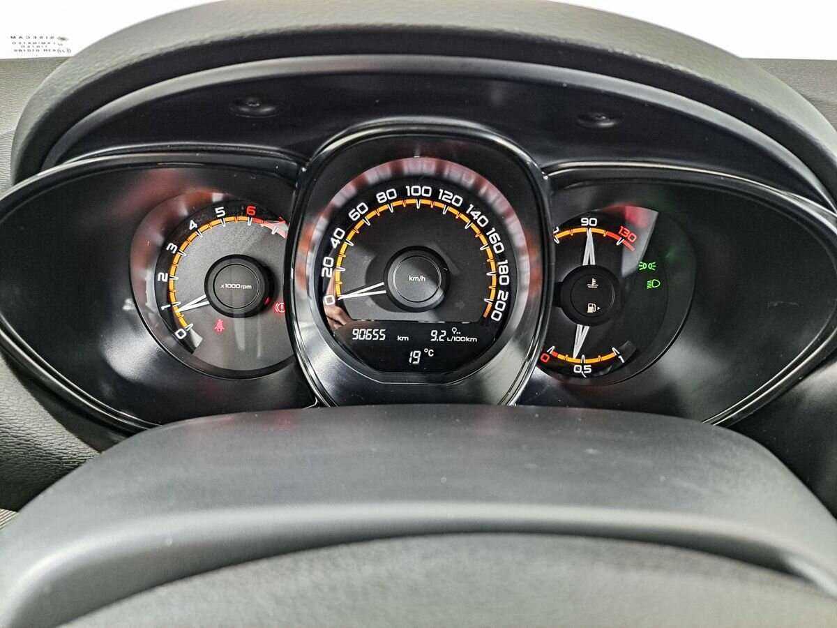 Лада (ВАЗ) Веста б/у, 2019, Механическая. Фото: #10