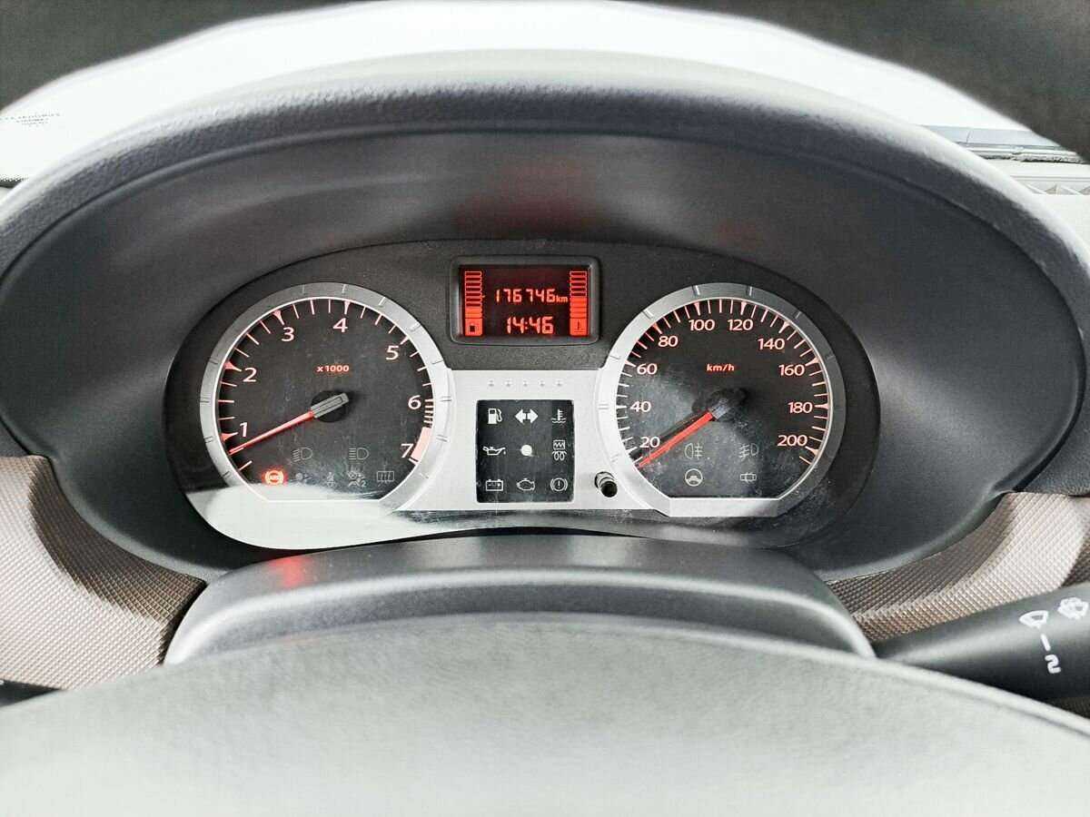 Лада (ВАЗ) Ларгус б/у, 2013, Механическая. Фото: #8