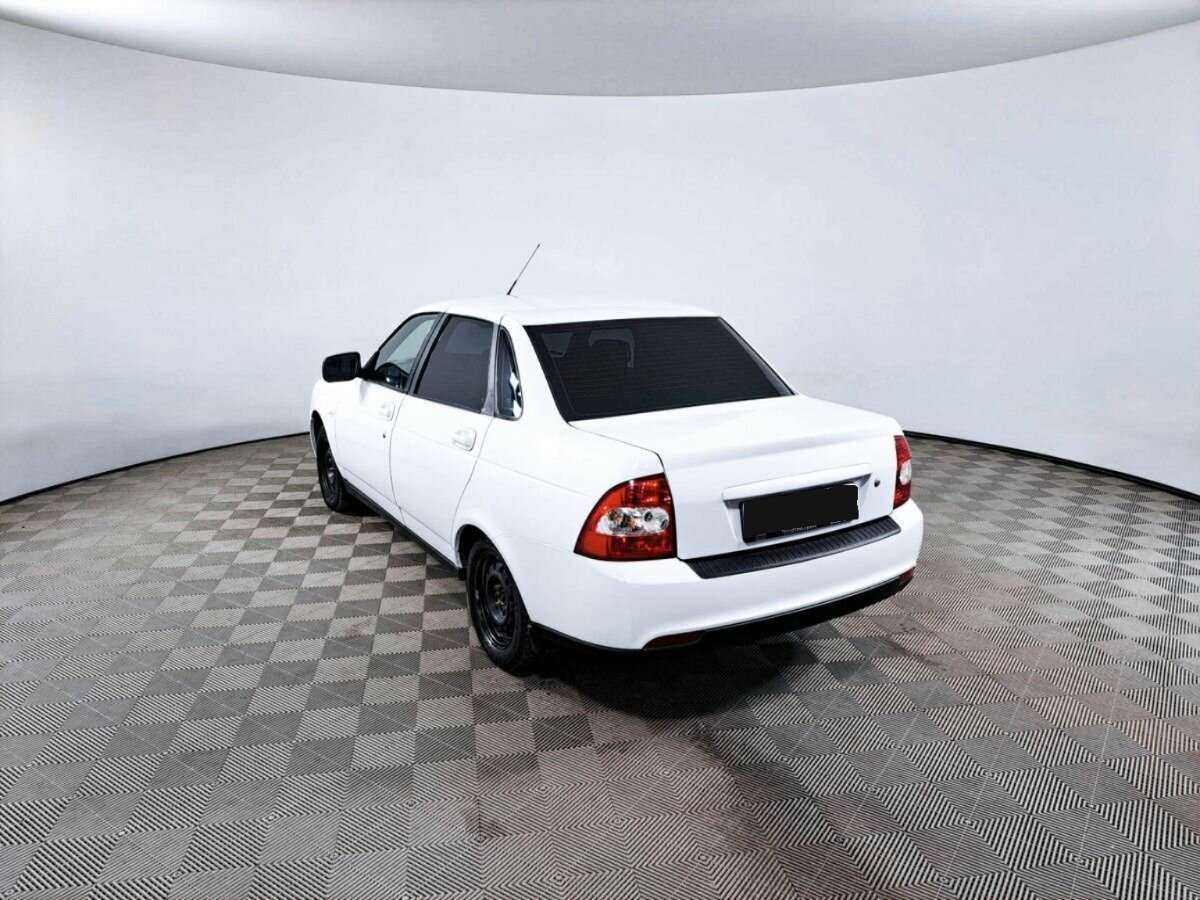 Lada (ВАЗ) Priora б/у, 2016, Механическая. Фото: #6