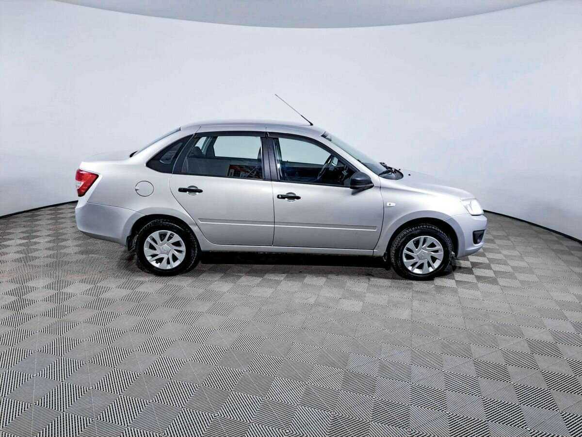 Lada (ВАЗ) Granta б/у, 2017, Механическая. Фото: #3