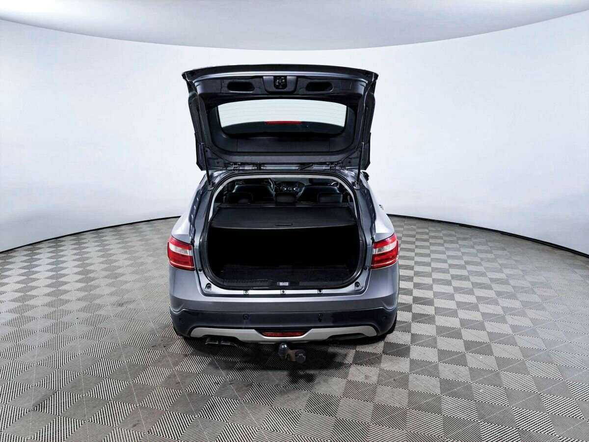 Lada (ВАЗ) Vesta б/у, 2017, Механическая. Фото: #9