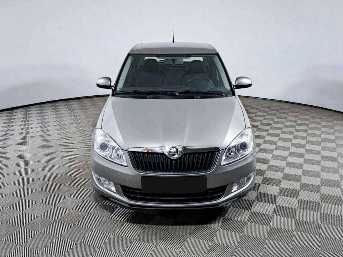 Skoda Fabia б/у, 2013, Механическая. Фото: #1