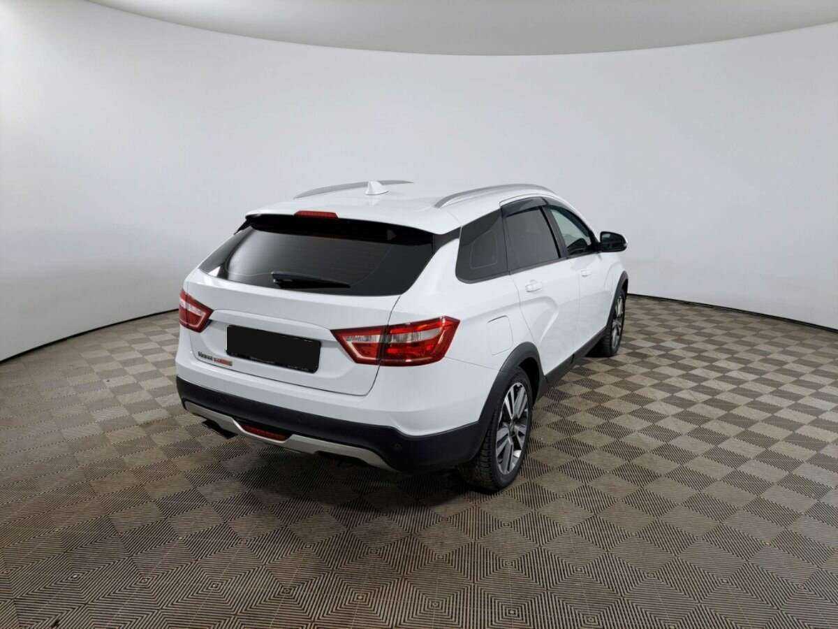 Lada (ВАЗ) Vesta б/у, 2018, Механическая. Фото: #4