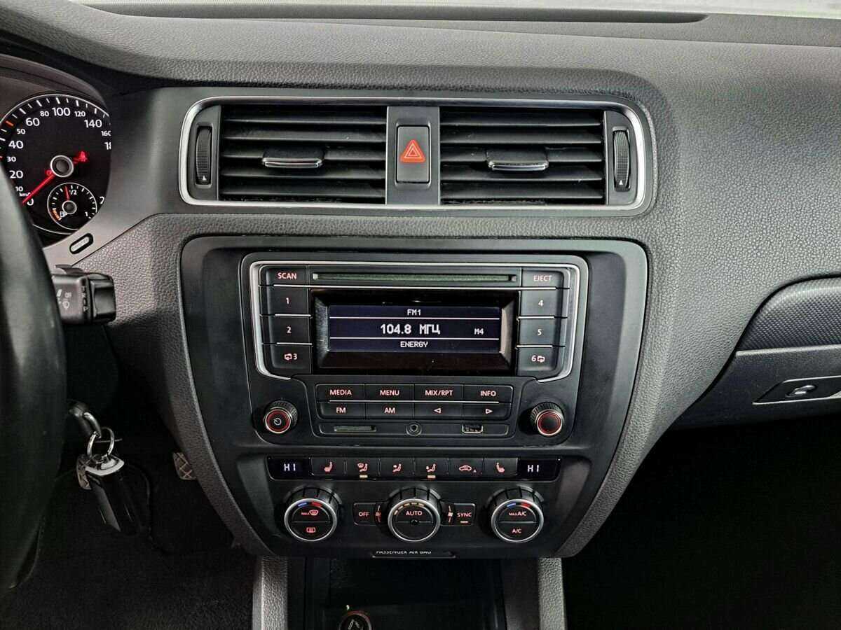 Volkswagen Jetta б/у, 2014, Механическая. Фото: #12