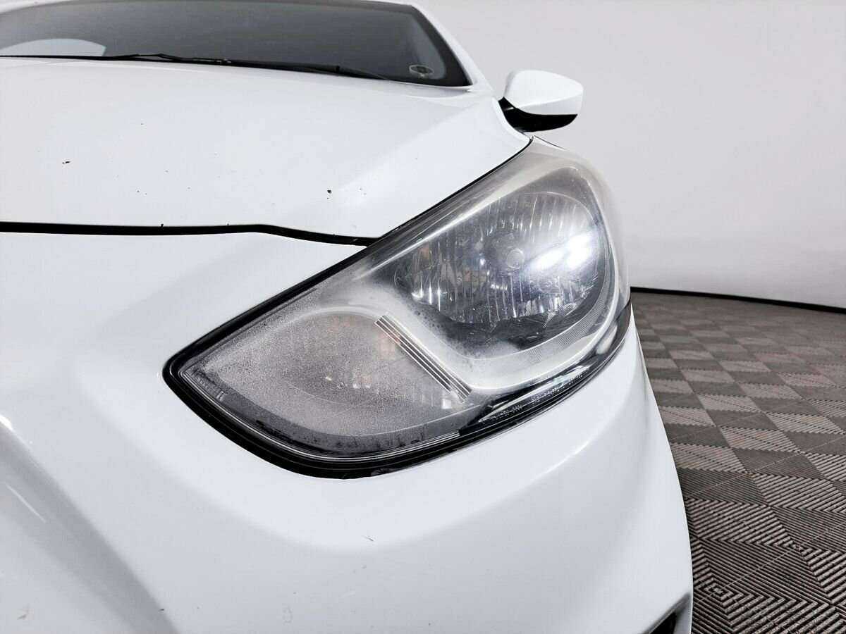 Hyundai Solaris б/у, 2013, Автоматическая. Фото: #16