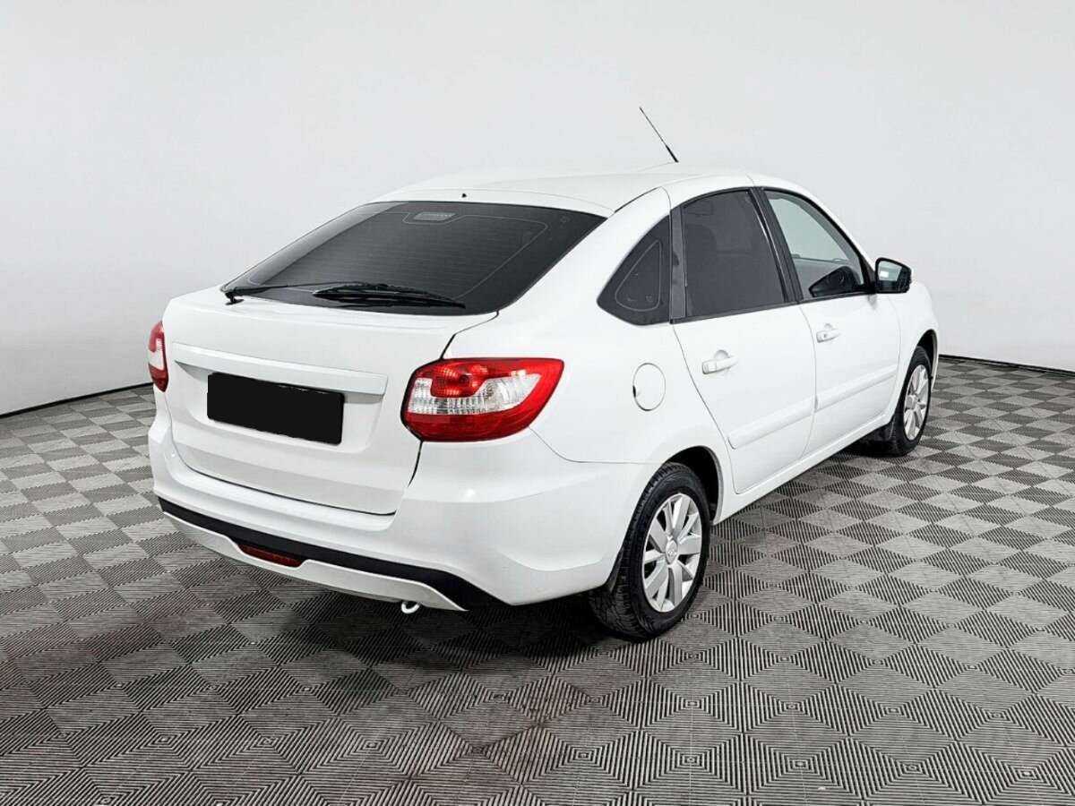 Lada (ВАЗ) Granta б/у, 2021, Механическая. Фото: #4