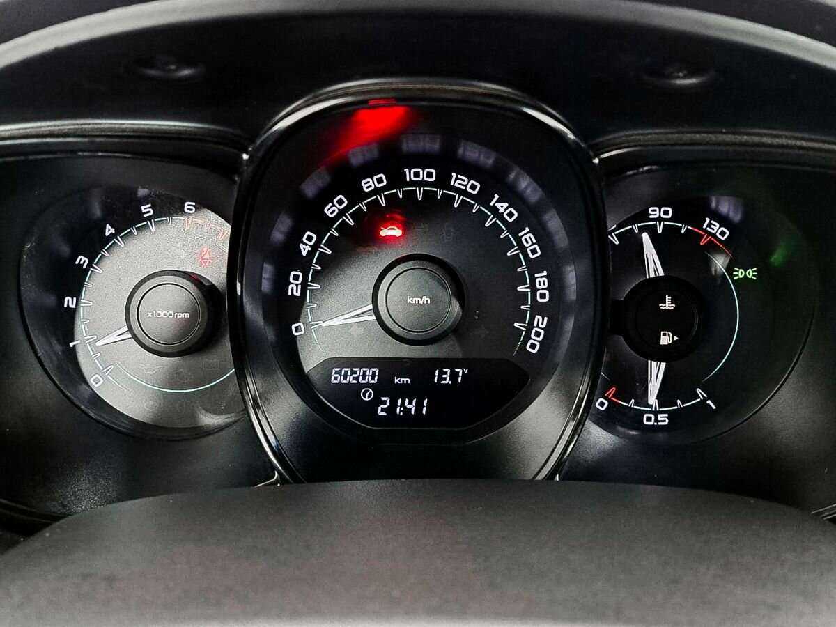 Лада (ВАЗ) Веста б/у, 2016, Механическая. Фото: #9