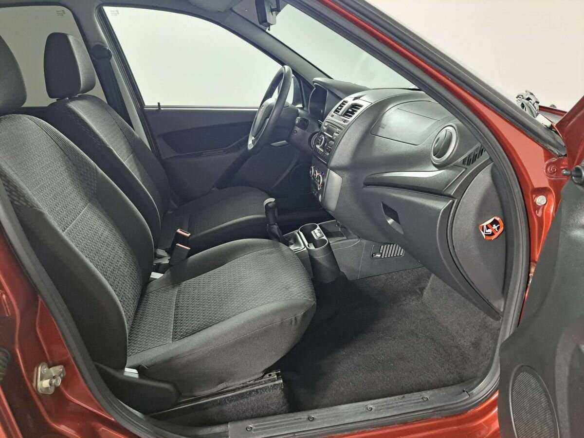 Lada (ВАЗ) Kalina б/у, 2017, Механическая. Фото: #8