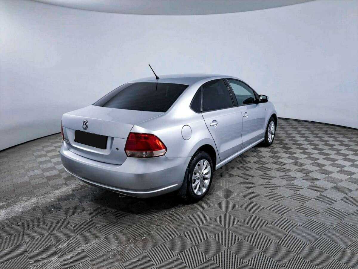 Volkswagen Polo б/у, 2014, Механическая. Фото: #4