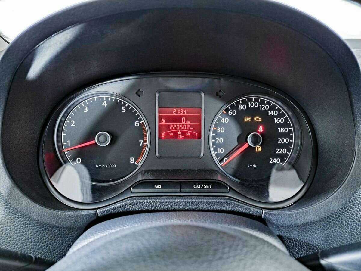 Volkswagen Polo б/у, 2014, Механическая. Фото: #10