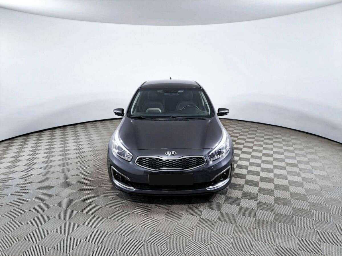 Kia Ceed б/у, 2018, Роботизированная. Фото: #1