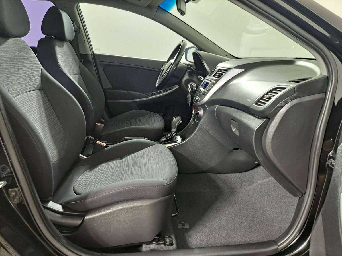 Hyundai Solaris б/у, 2015, Автоматическая. Фото: #8