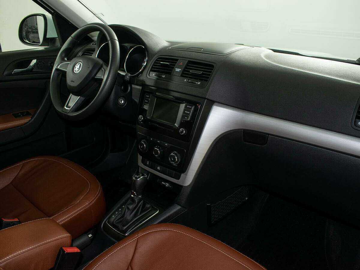 Шкода Йети б/у, 2015, Роботизированная. Фото: #8