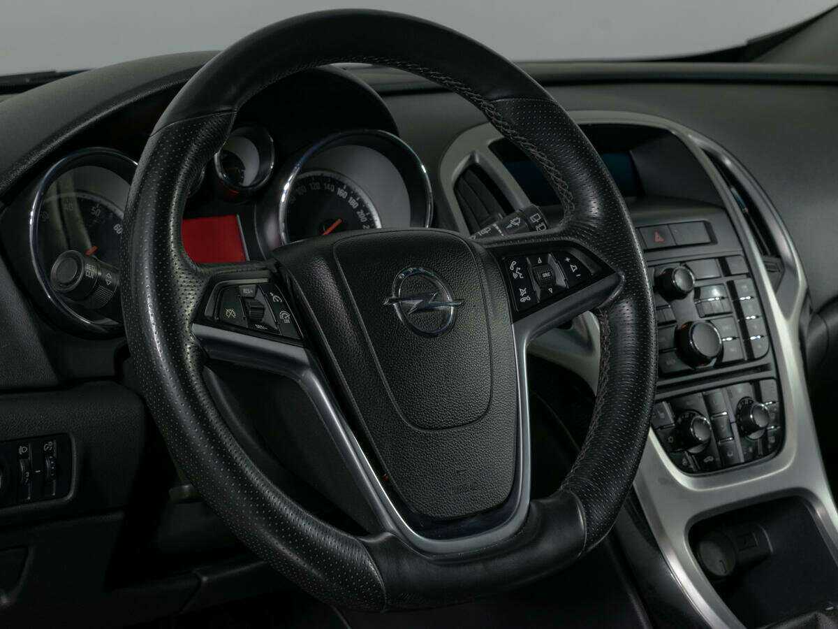 Опель Астра б/у, 2012, Механическая. Фото: #13