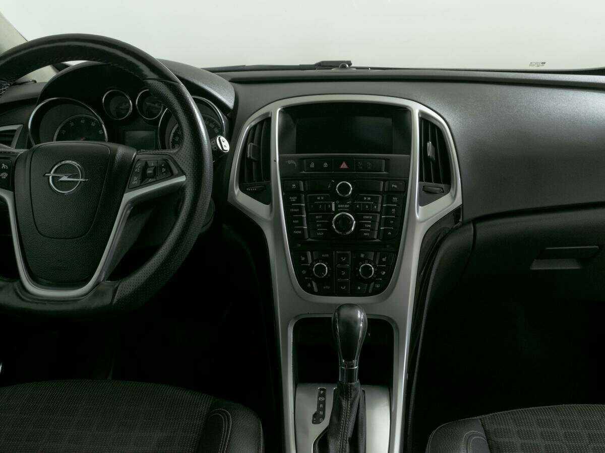 Opel Astra б/у, 2013, Автоматическая. Фото: #9