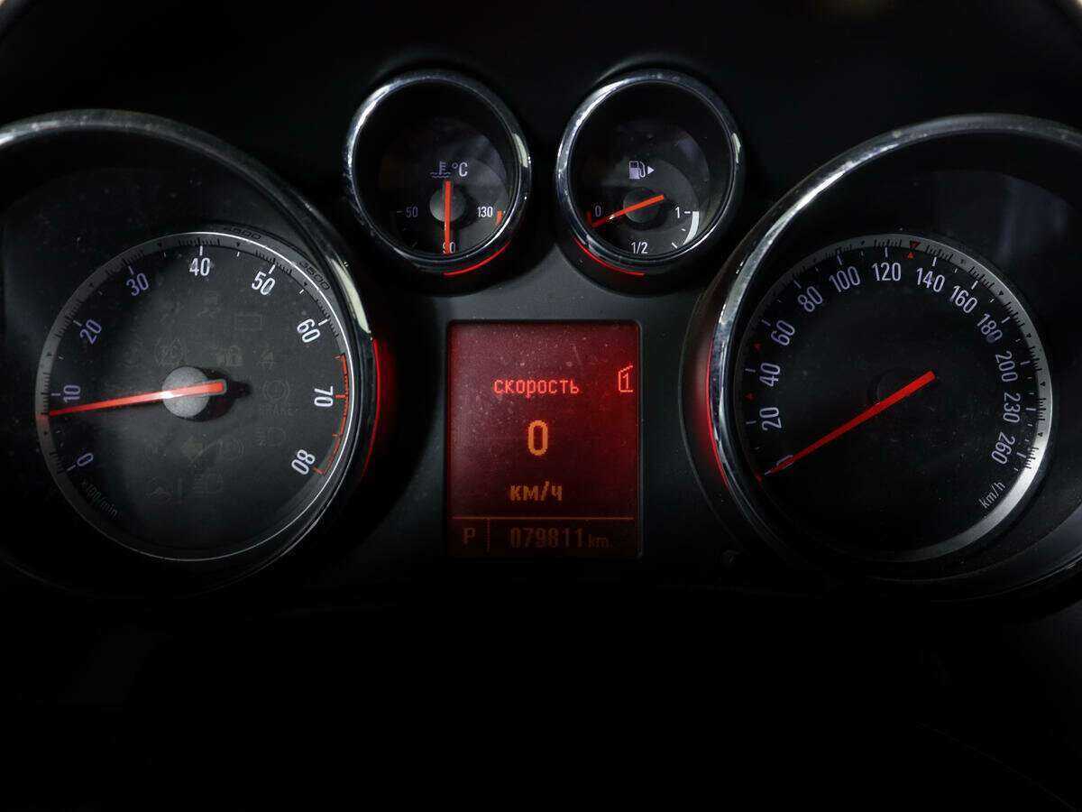 Опель Астра б/у, 2012, Автоматическая. Фото: #8