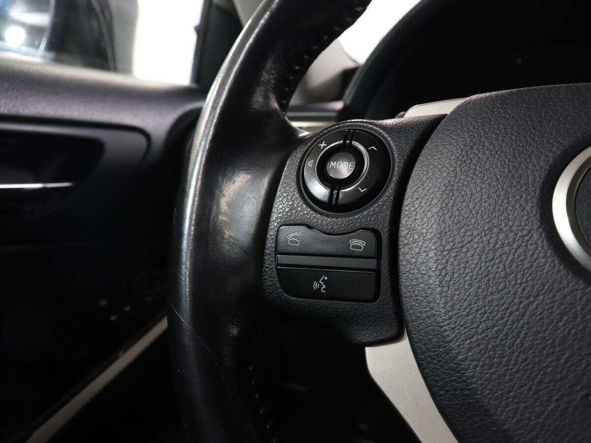 Lexus IS б/у, 2015, Автоматическая. Фото: #11