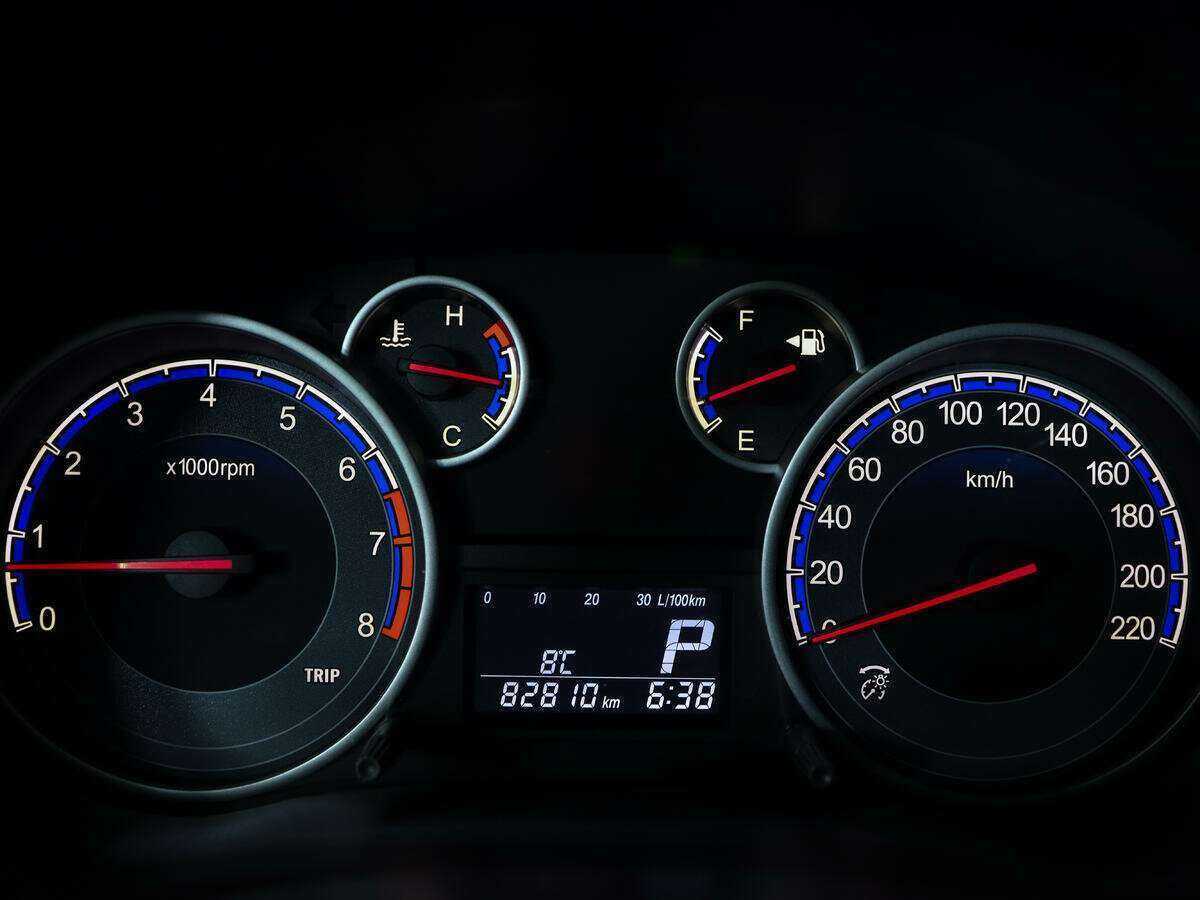 Сузуки С-Икс4 б/у, 2013, Автоматическая. Фото: #8