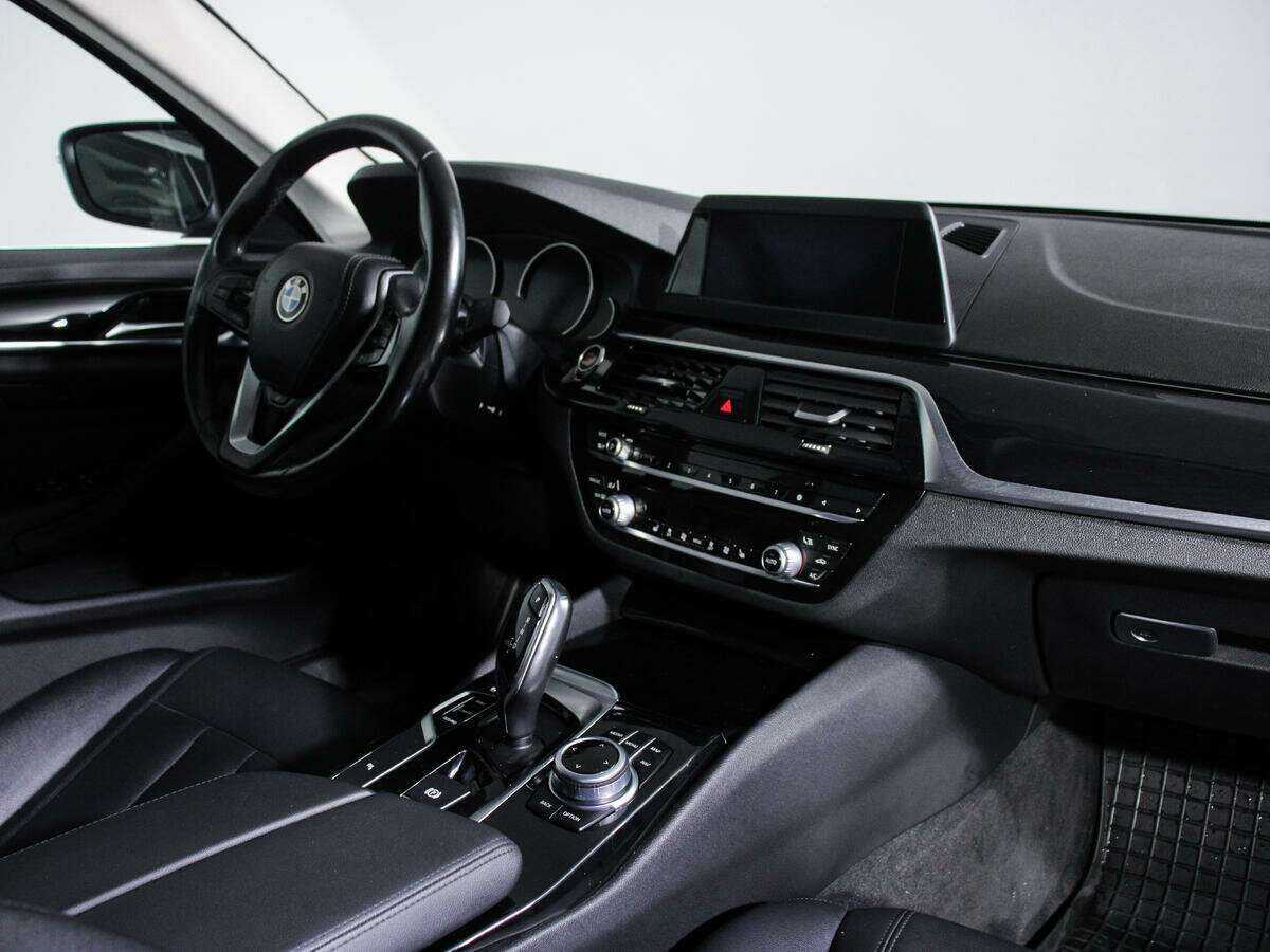 BMW 5 серии б/у, 2017, Автоматическая. Фото: #7