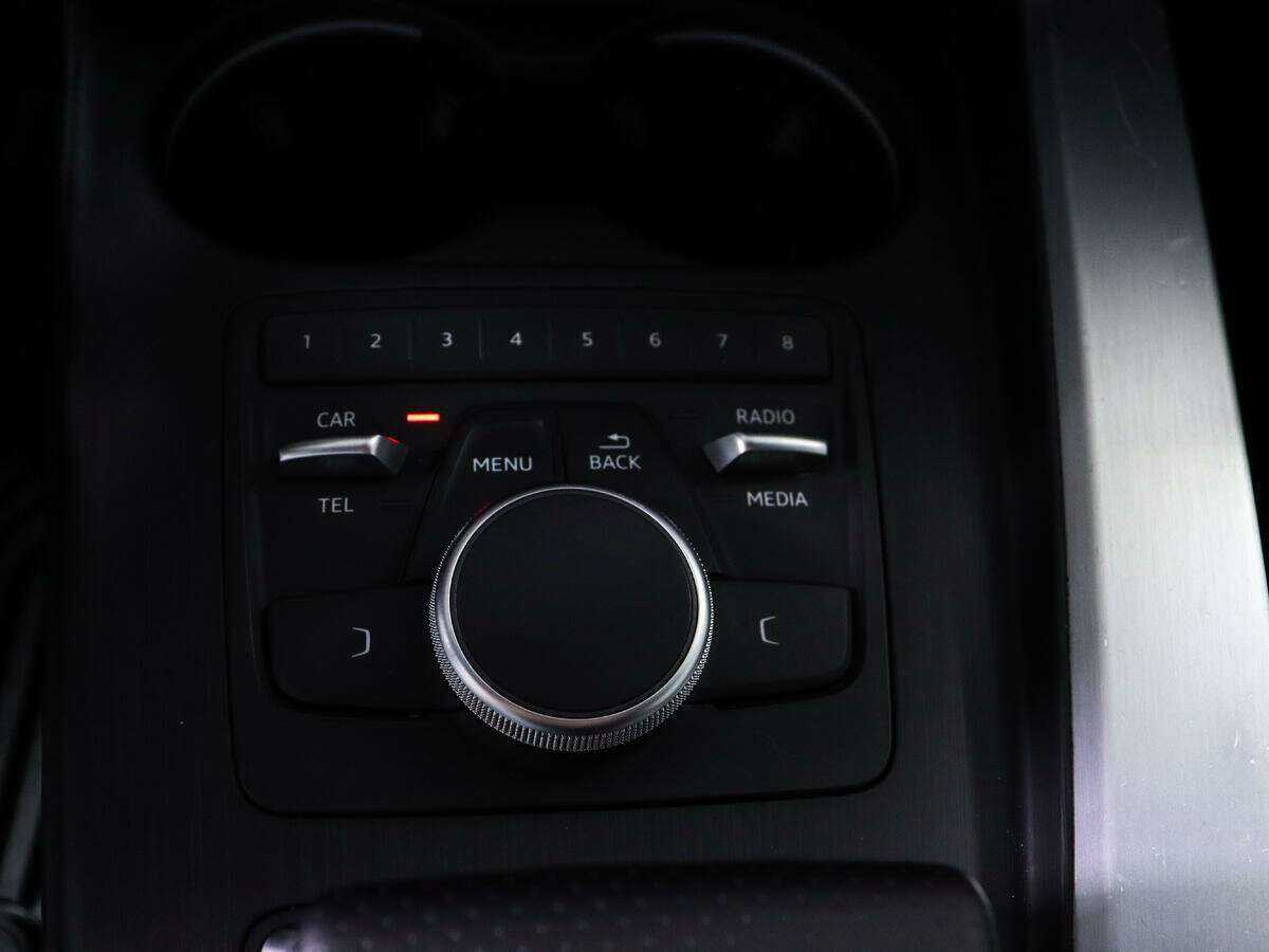 Audi A4 б/у, 2017, Роботизированная. Фото: #13