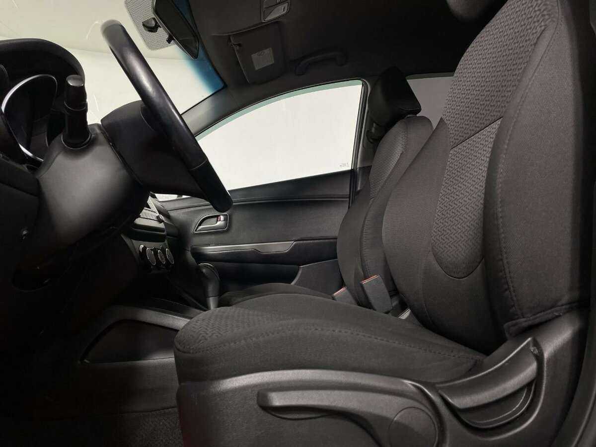 Kia Rio б/у, 2016, Автоматическая. Фото: #9