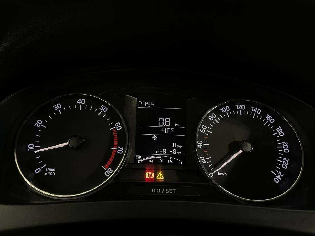 Skoda Rapid б/у, 2016, Механическая. Фото: #9