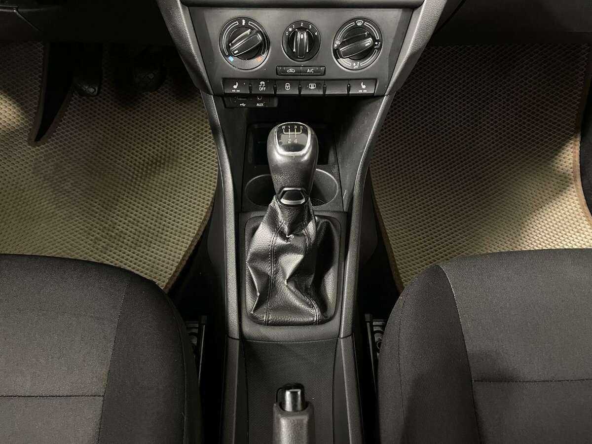 Skoda Rapid б/у, 2016, Механическая. Фото: #11