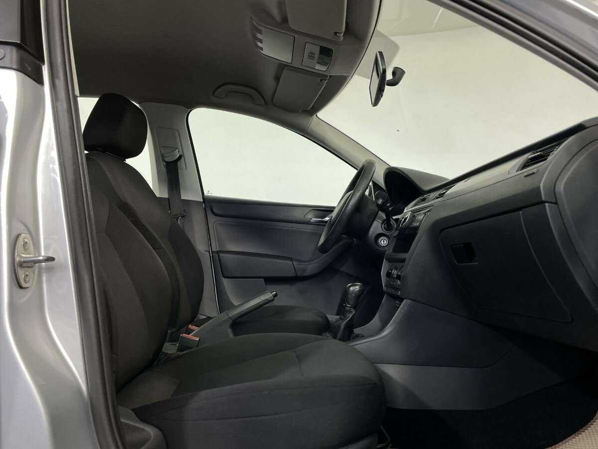 Skoda Rapid б/у, 2016, Механическая. Фото: #12