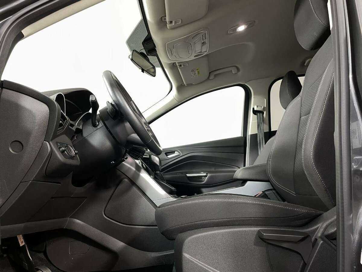 Ford Kuga б/у, 2017, Автоматическая. Фото: #9