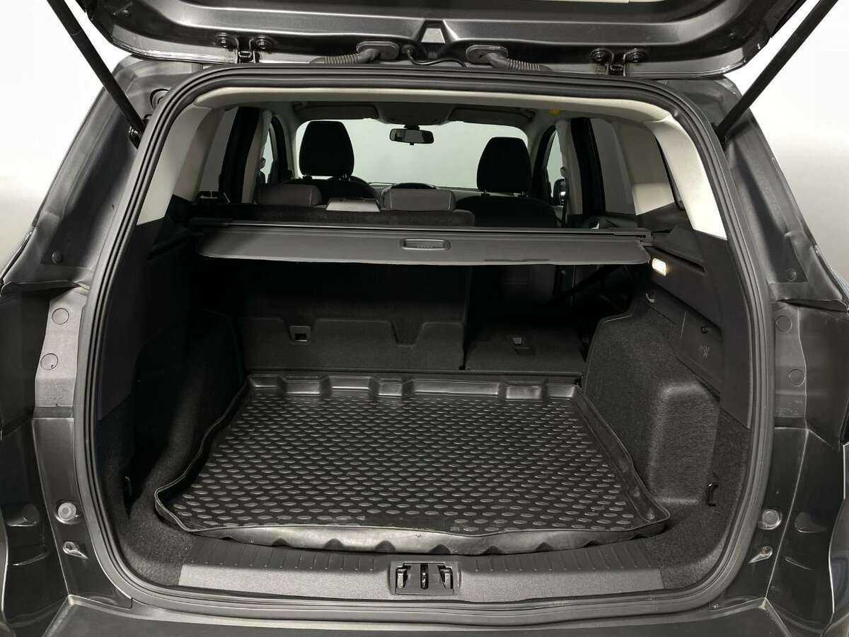 Ford Kuga б/у, 2017, Автоматическая. Фото: #17