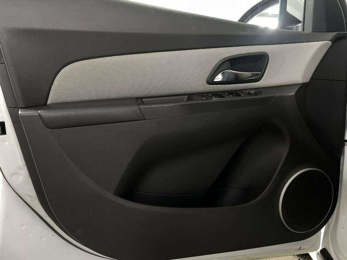 Chevrolet Cruze б/у, 2012, Автоматическая. Фото: #6