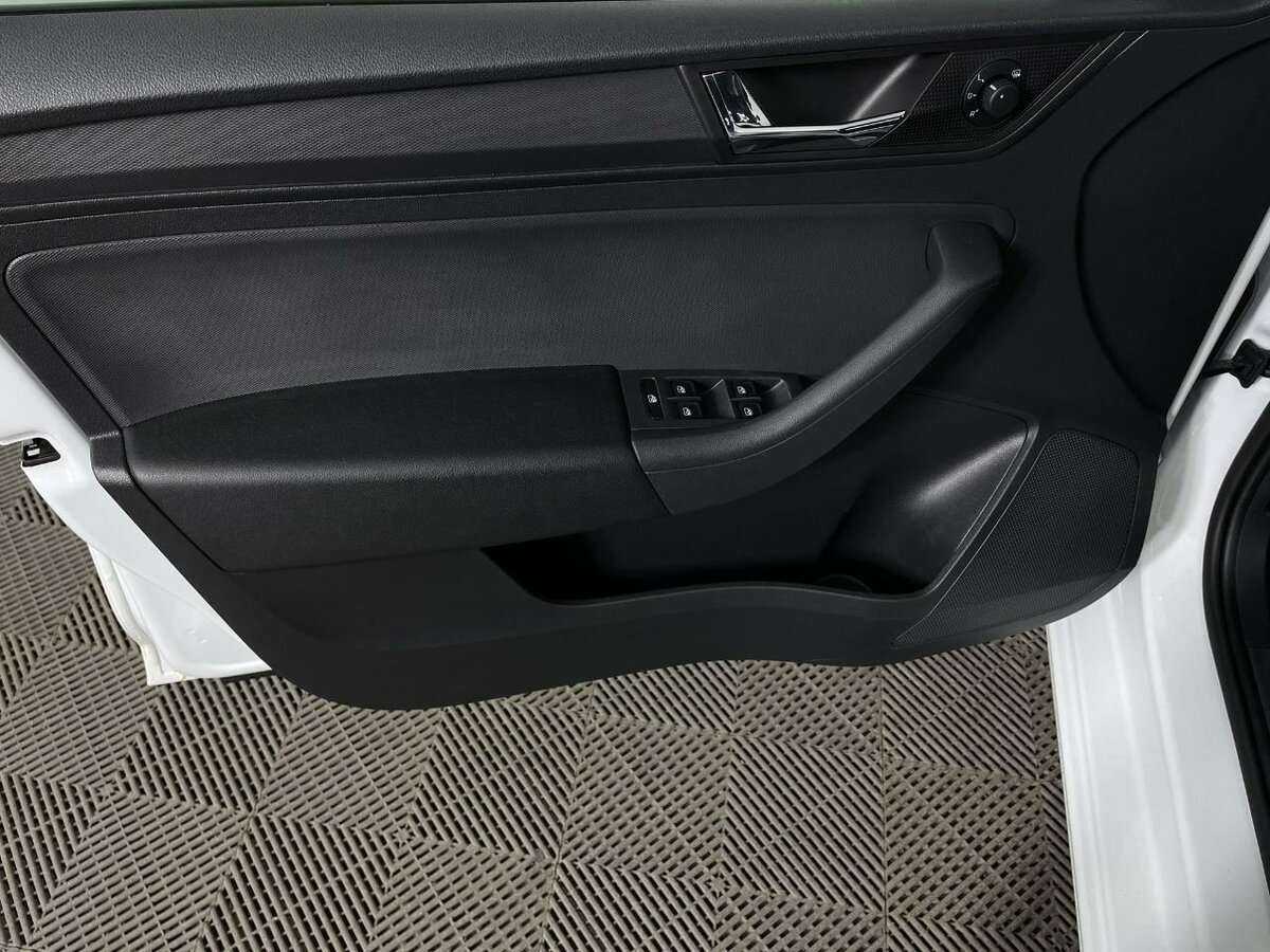 Skoda Rapid б/у, 2020, Автоматическая. Фото: #7