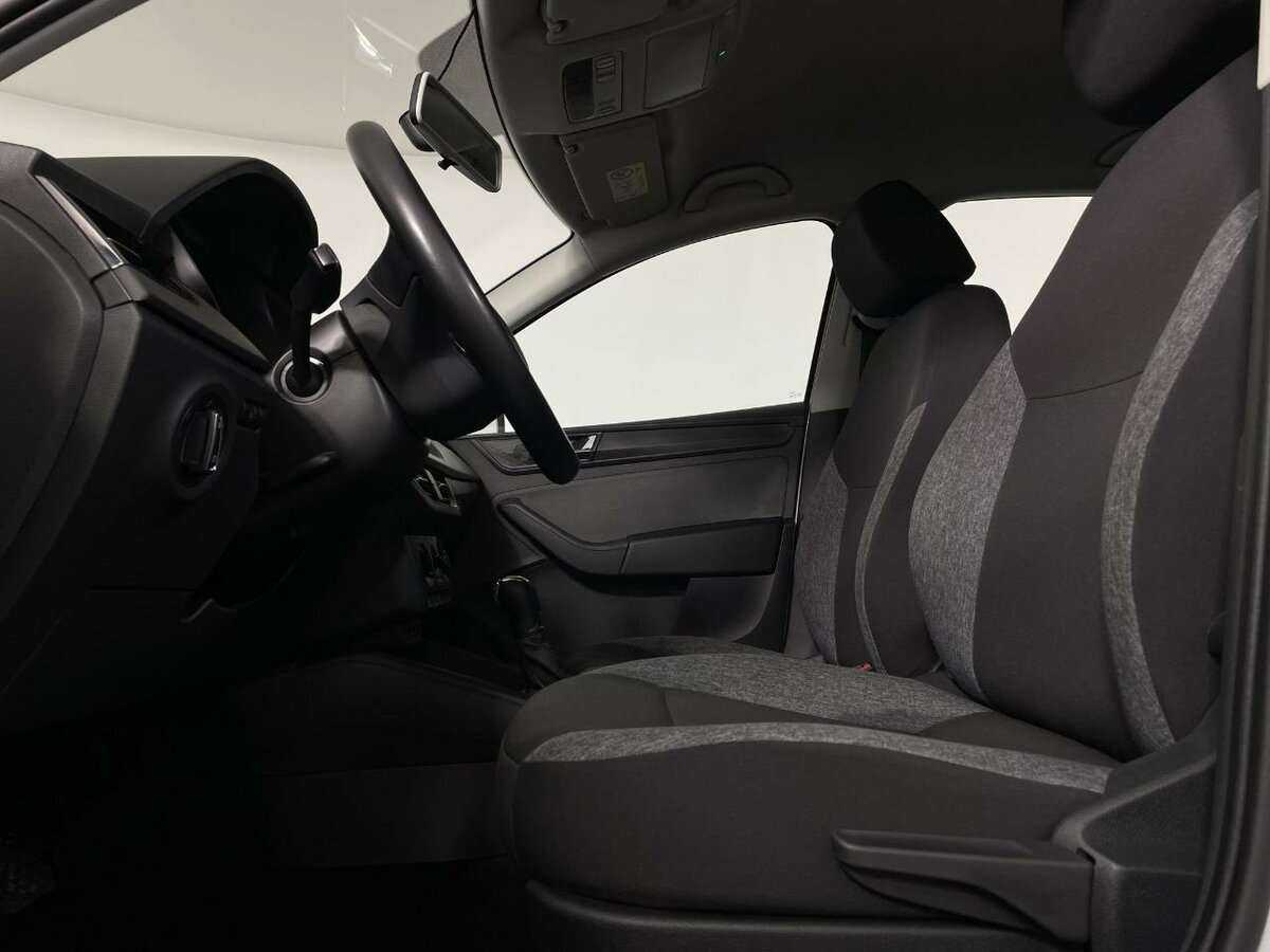 Skoda Rapid б/у, 2020, Автоматическая. Фото: #9